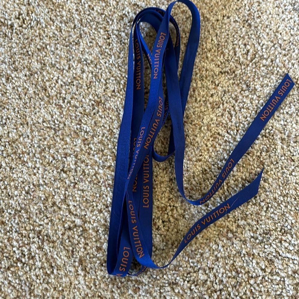 Louis Vuitton Blue Ribbon